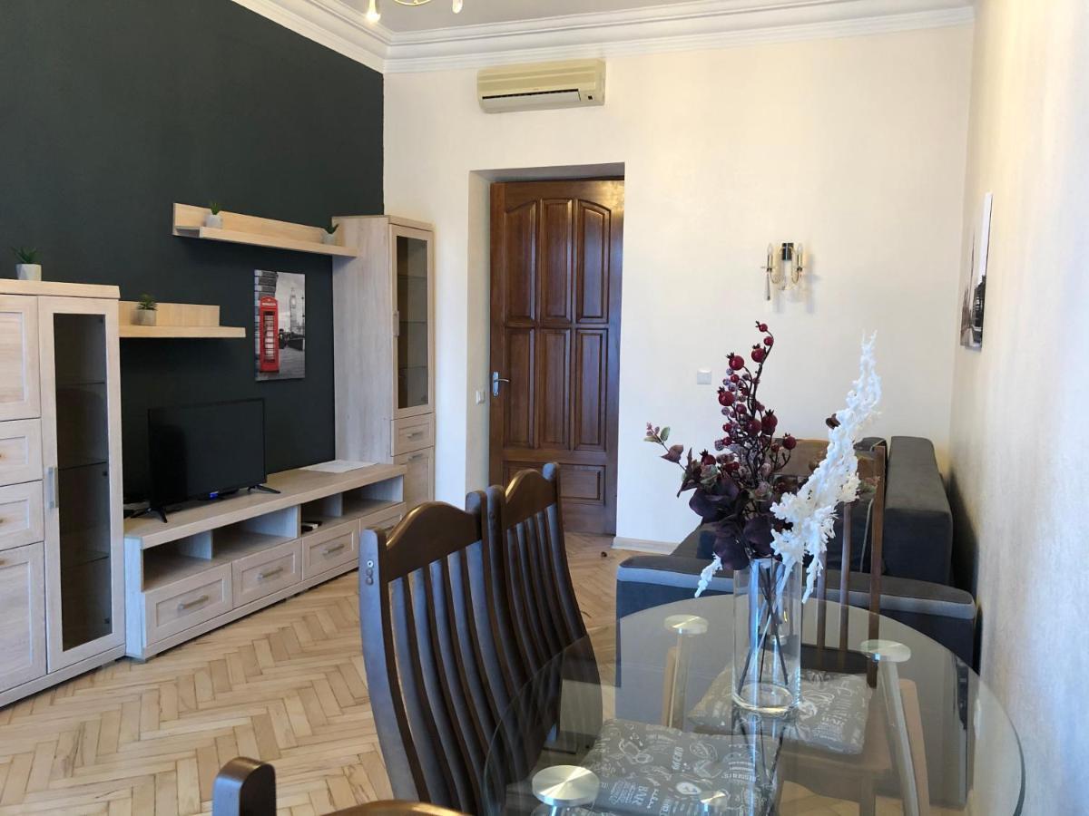 Freddies Apartment Київ Екстер'єр фото